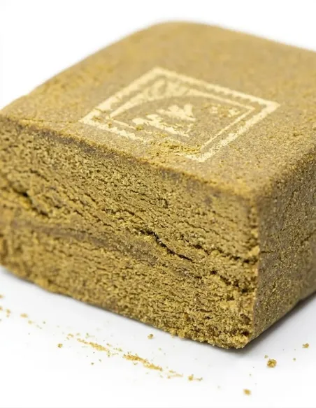 THCX Hash Supreme Pollen closeup view